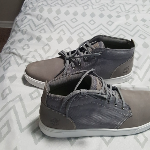 Shoes - Picture 6 of 8